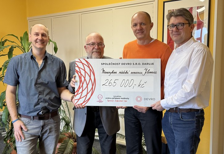 Devro s.r.o. finanční dar